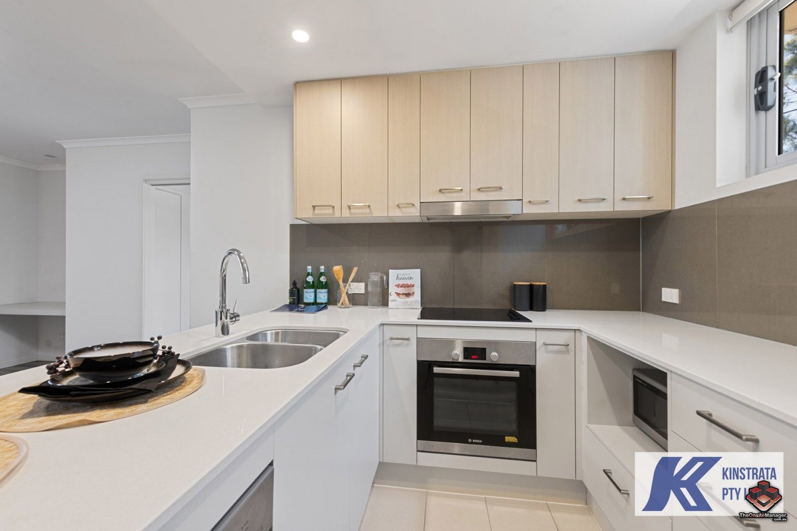 2 bedrooms Apartment / Unit / Flat in 117/54 Slobodian Avenue EIGHT MILE PLAINS QLD, 4113