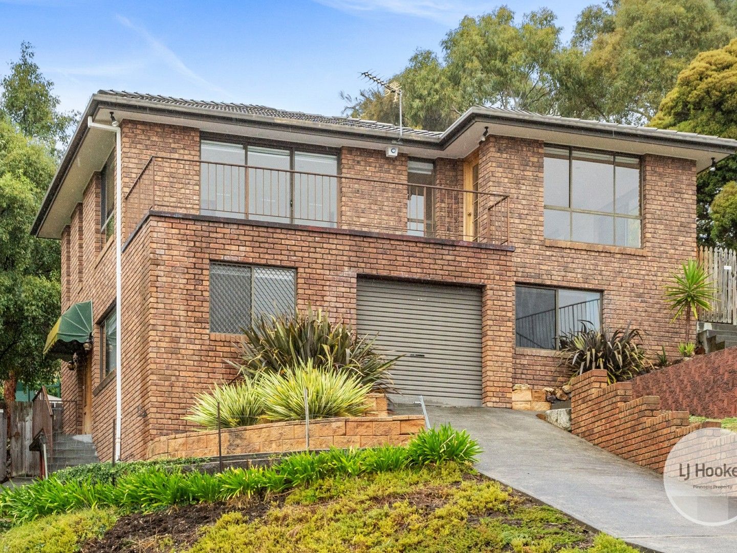 6 bedrooms House in 3 Hardman Court ROSETTA TAS, 7010