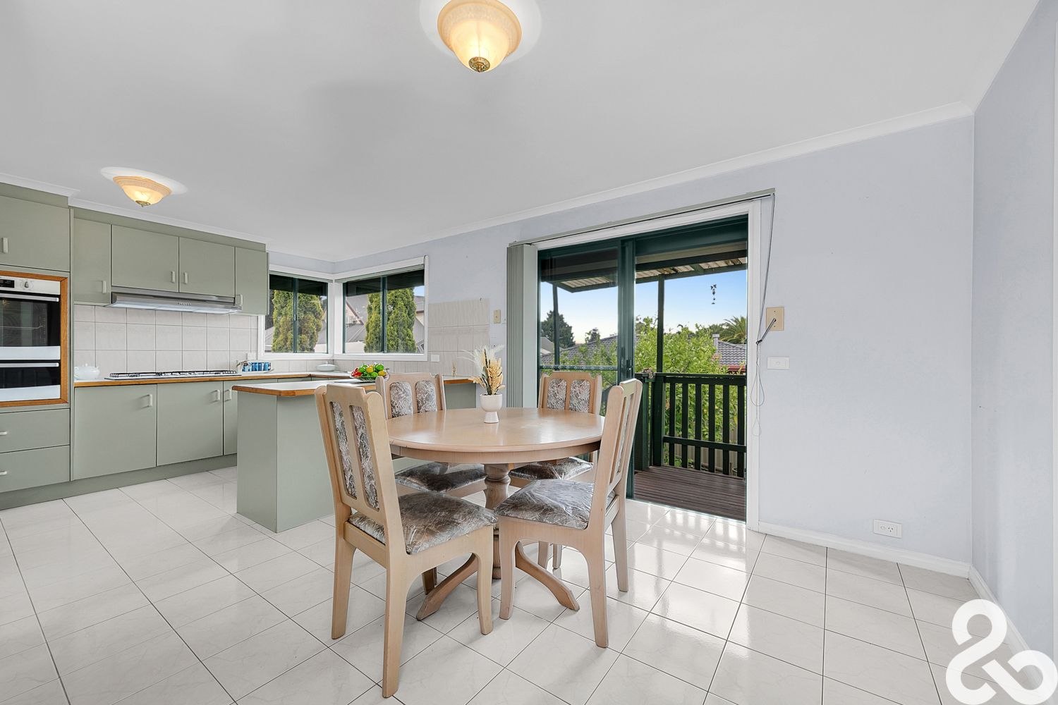 7 Bremner Court, Mill Park VIC 3082, Image 2