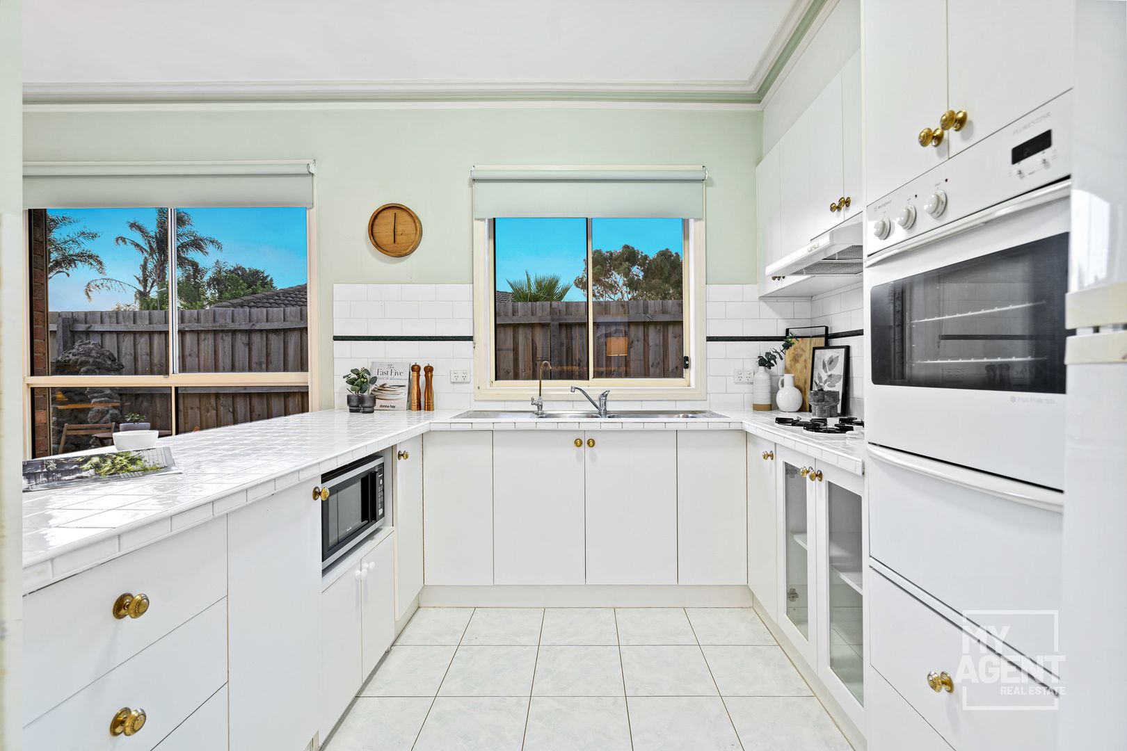 1C Hardiman Court, Mill Park VIC 3082, Image 2