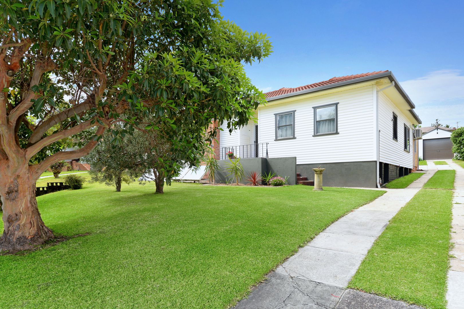 Sold 37 Bassett Street Fairy Meadow Nsw 2519 On 09 Dec 2020 2016690497 Domain