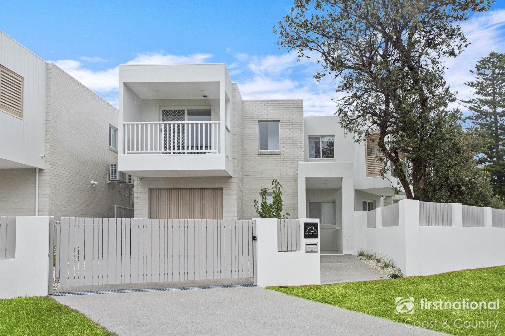 3 bedrooms Semi-Detached in 73a Pacific Avenue WERRI BEACH NSW, 2534