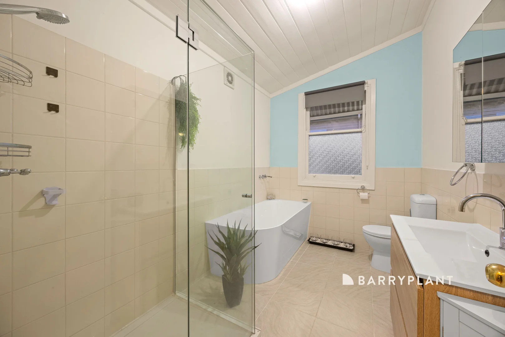 Additional image 14 of 262 Sutton Street, Warragul VIC 3820