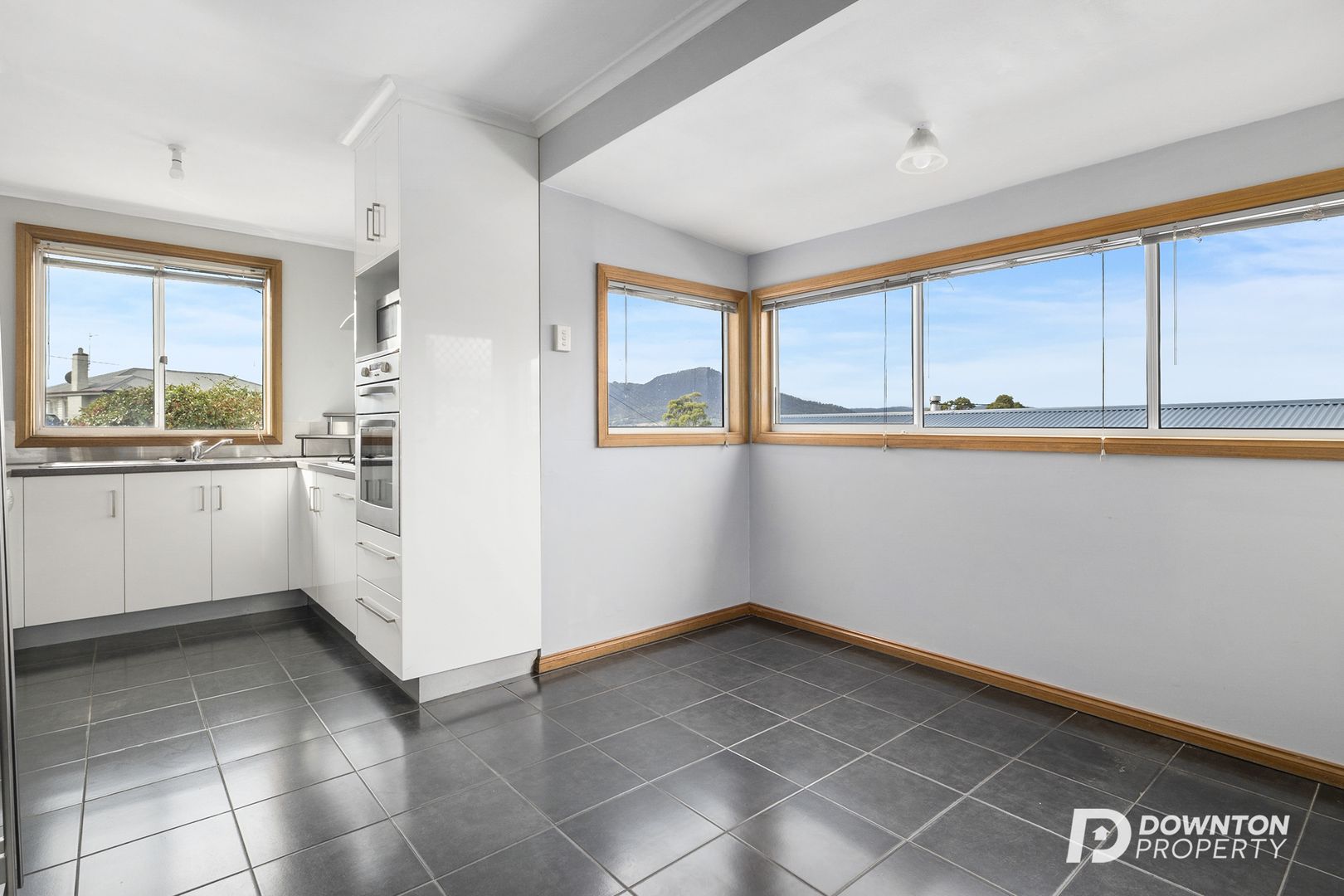 7 Tooma Avenue, Berriedale TAS 7011, Image 2