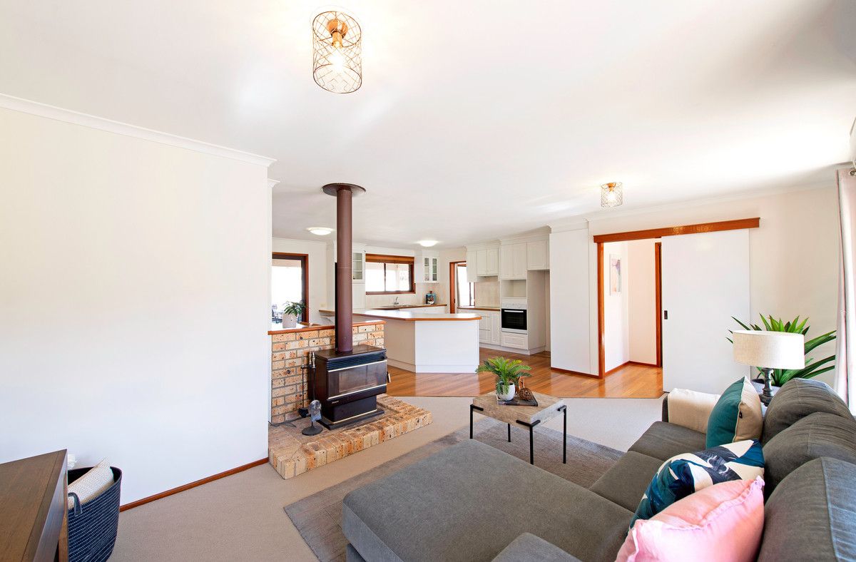 12 Tweed Place, Kaleen ACT 2617, Image 2