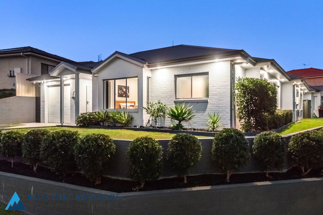 4 bedrooms House in 2 Hadlow Drive CAMERON PARK NSW, 2285