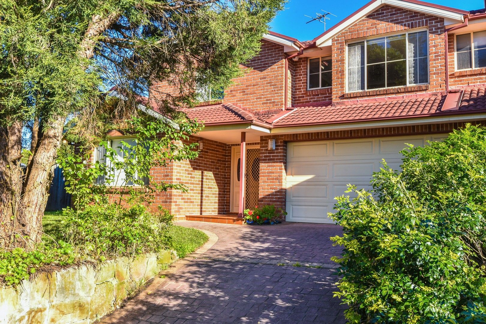 3 bedrooms House in 1A Grovewood Place CASTLE HILL NSW, 2154