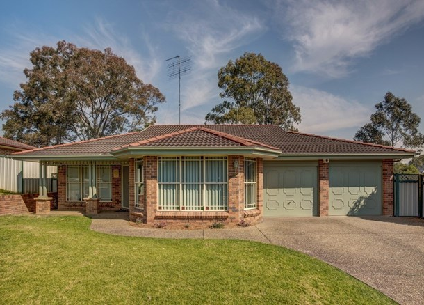 22 Richardson Place, Glenmore Park NSW 2745