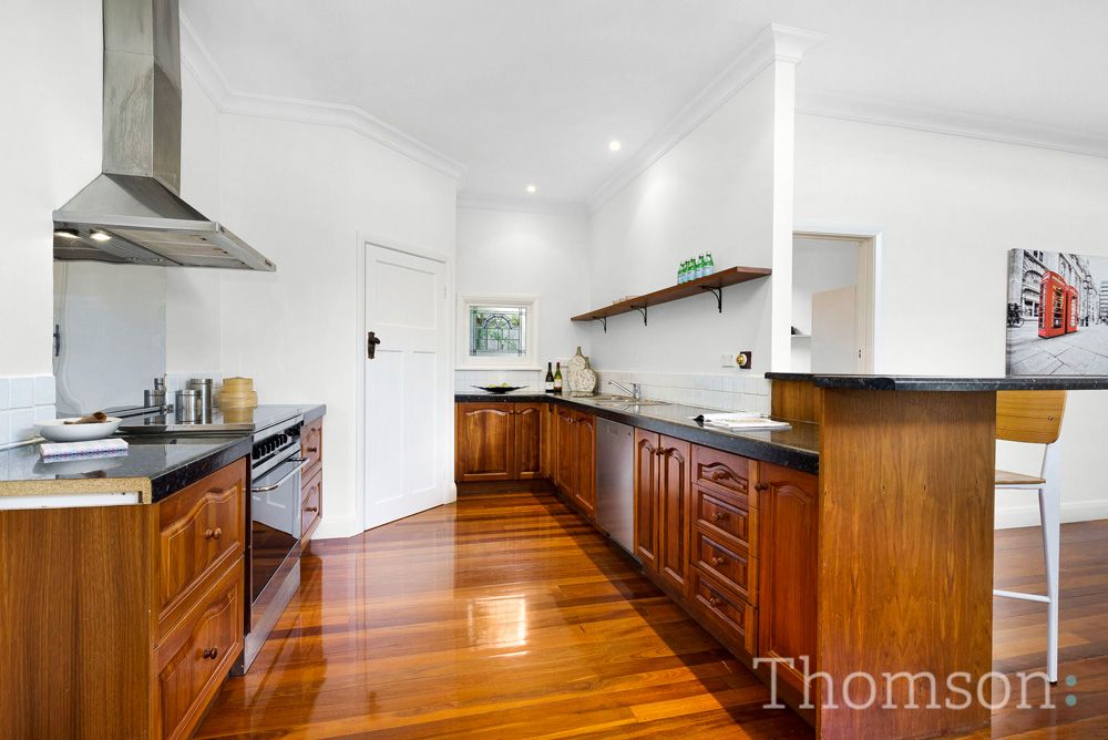 24 Bute Street, Murrumbeena VIC 3163, Image 2