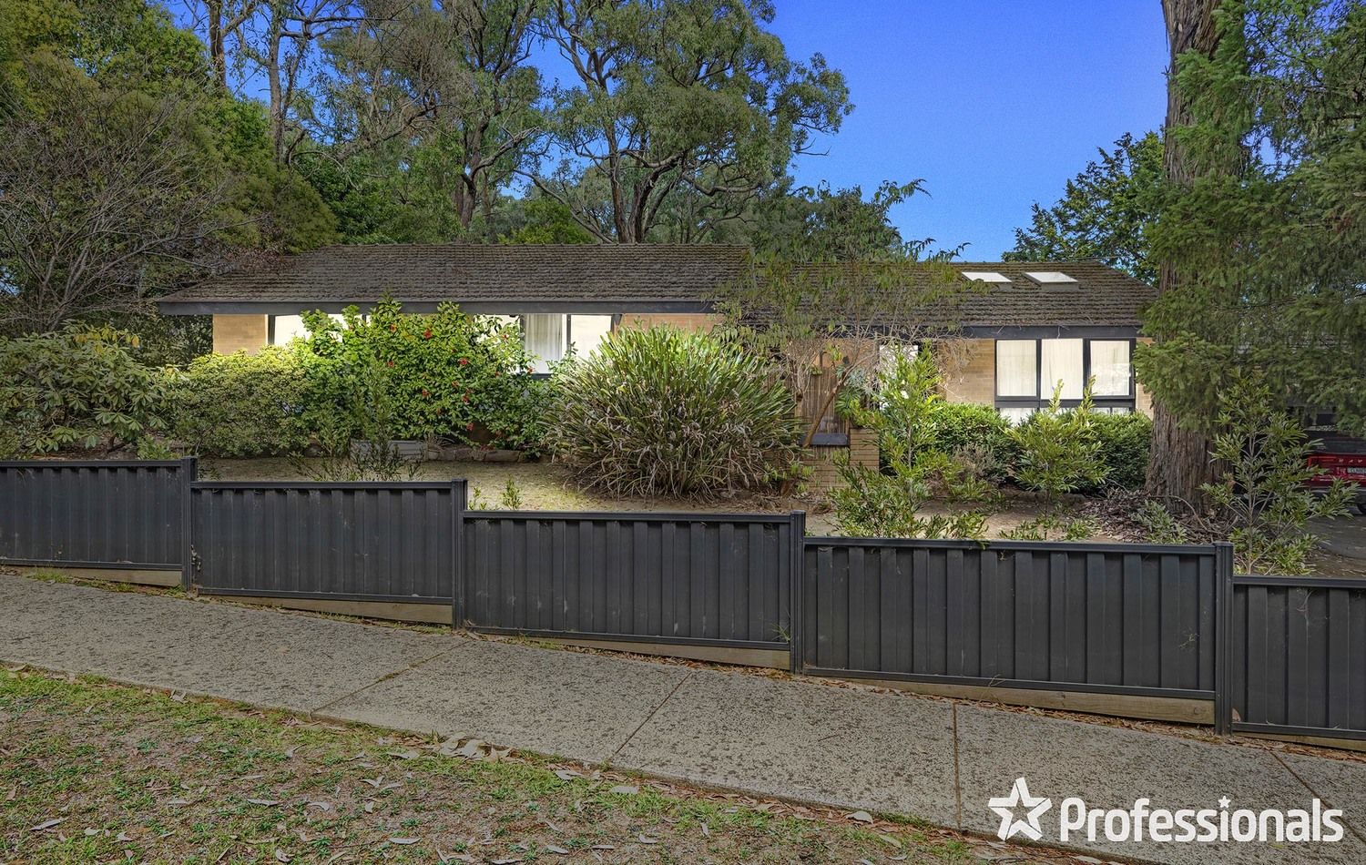 2 Hawkins Road, Montrose VIC 3765, Image 0