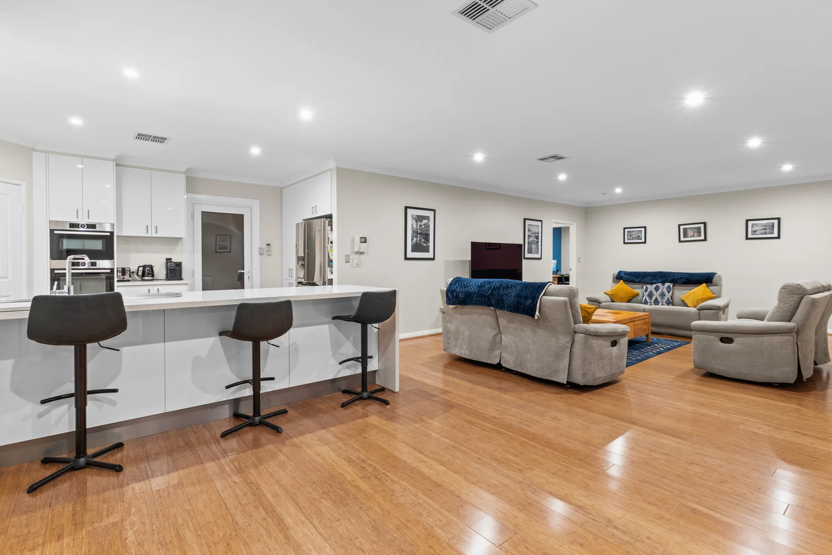 Additional image 5 of 27 Meller Road, Bibra Lake WA 6163