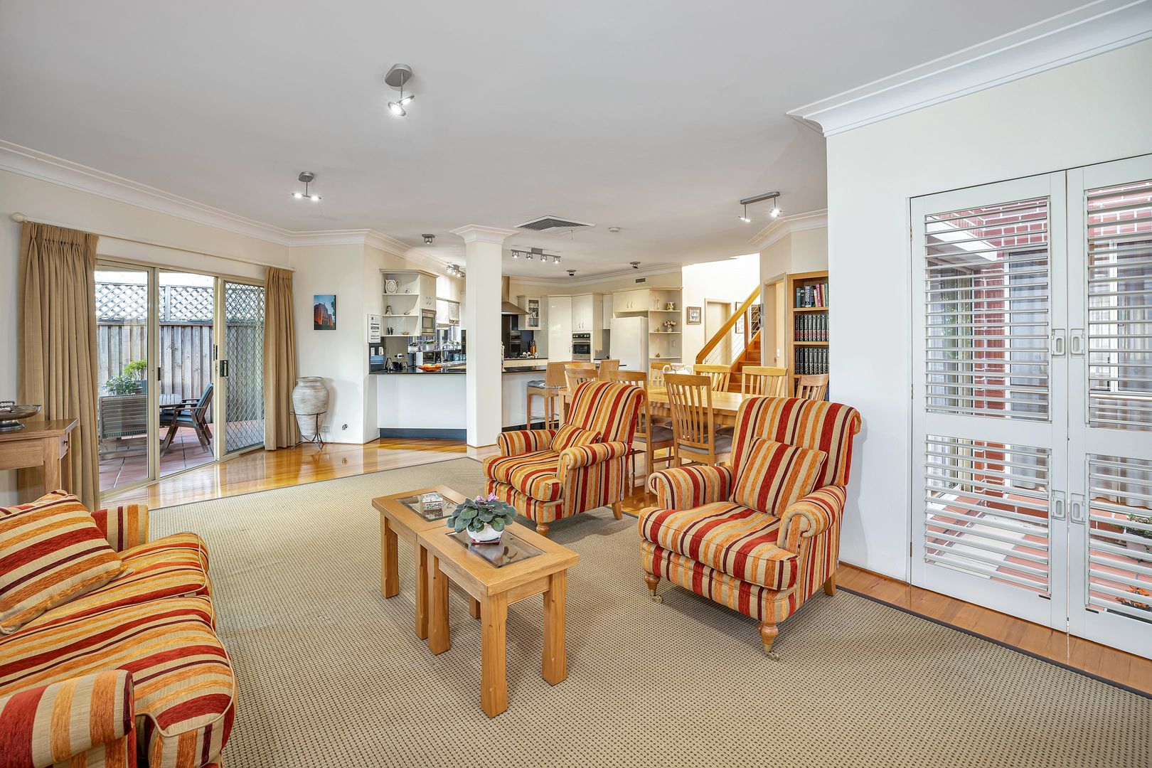 5 Sailors Bay Road, Willoughby NSW 2068, Image 2
