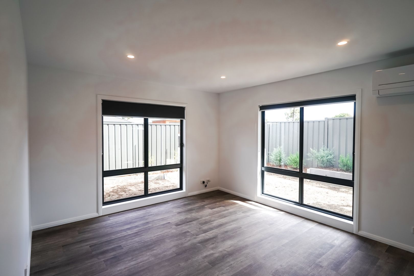 Unit 1/7 Dragonfly Drive, Seymour VIC 3660, Image 2