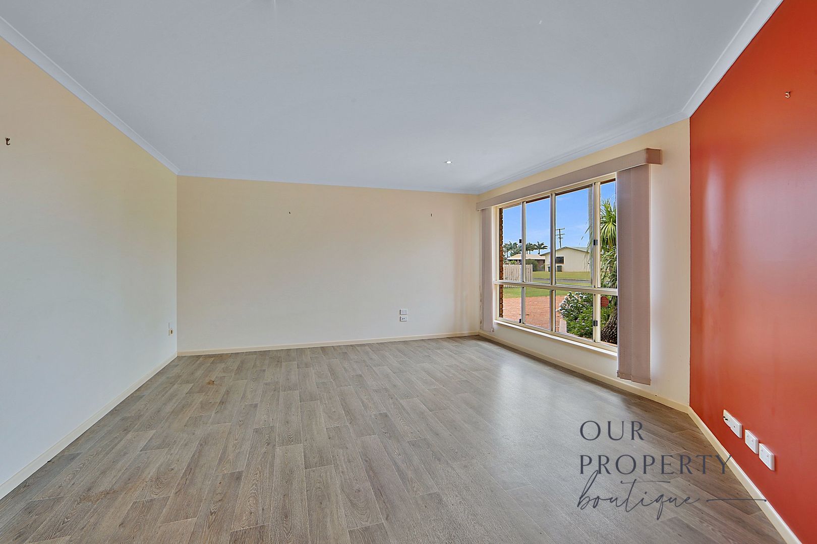 4 Camilleri Court, Elliott Heads QLD 4670, Image 2