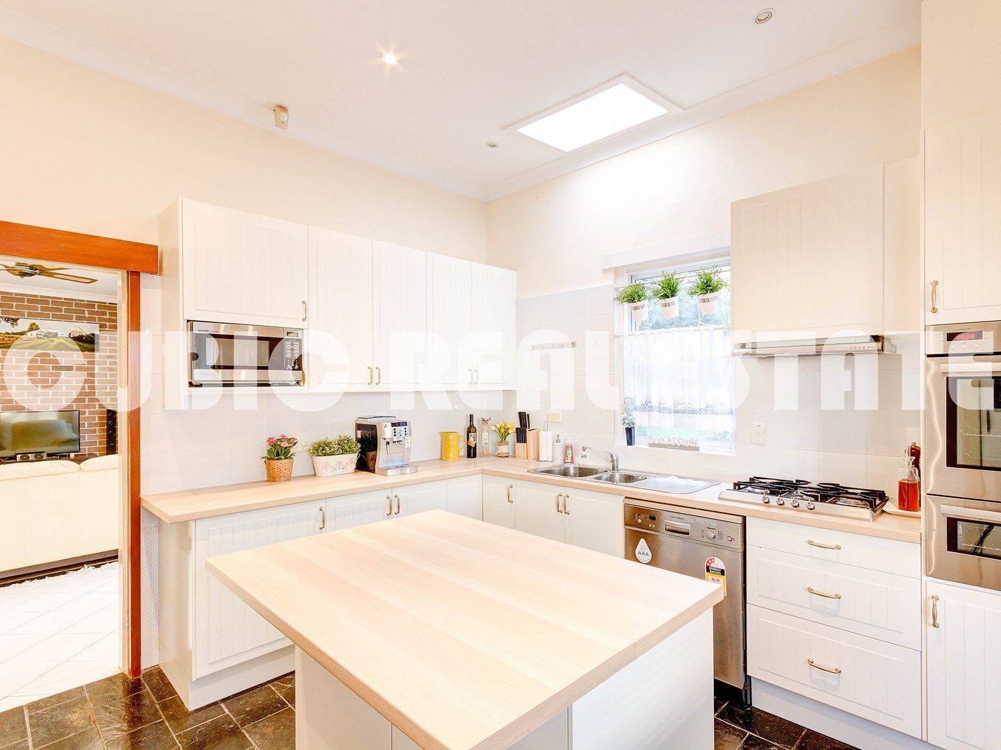 3 bedrooms House in 8 Balfour Street WOLLSTONECRAFT NSW, 2065