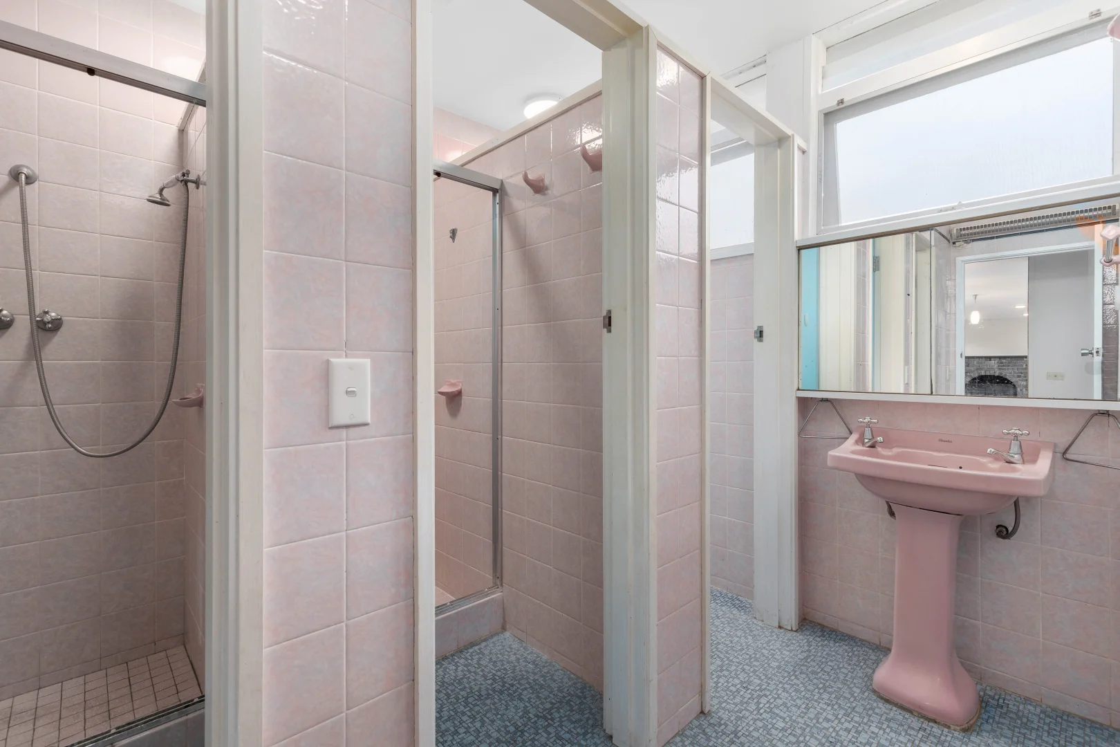 Additional image 8 of 95 Woodlands Avenue, Lugarno NSW 2210