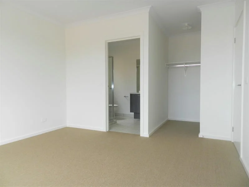 Additional image 4 of 8 Julep Street, Manor Lakes VIC 3024