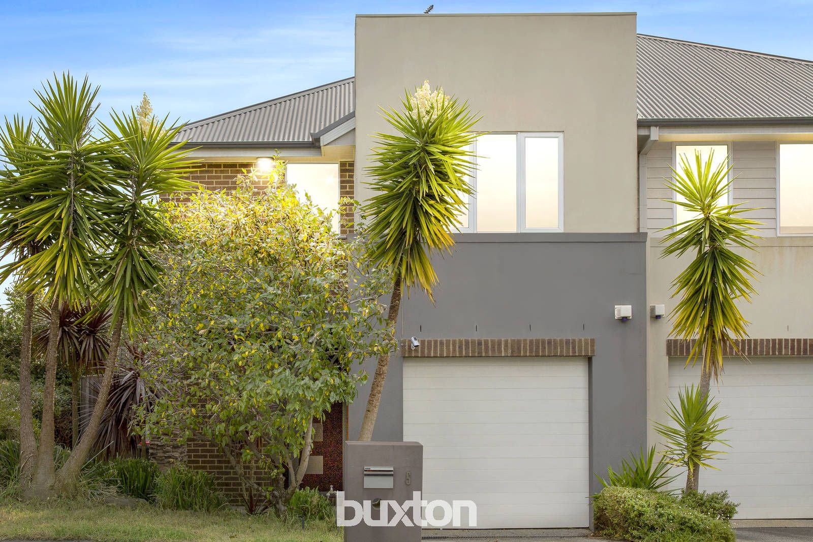 5 Burbidge Close, Burwood VIC 3125, Image 0