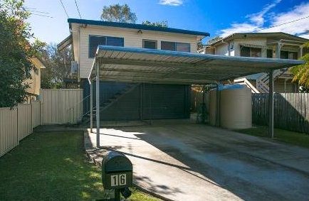 3 bedrooms House in 16 Pikett Street CLONTARF QLD, 4019