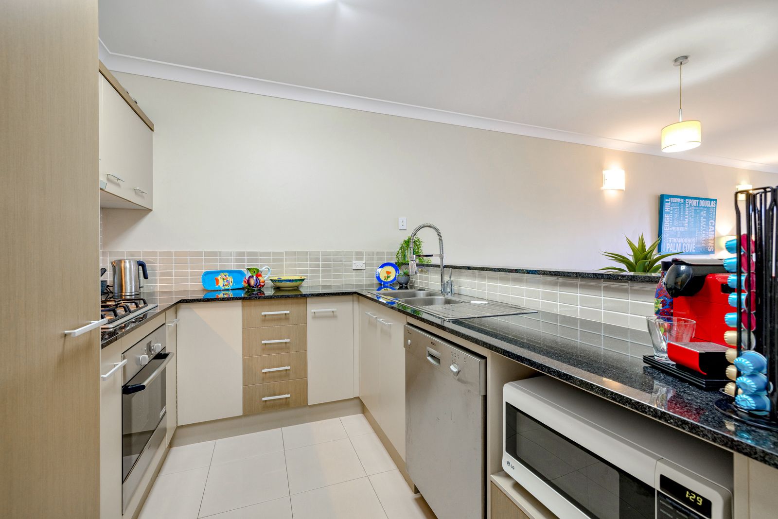 811/12-21 Gregory Street, Westcourt QLD 4870, Image 1