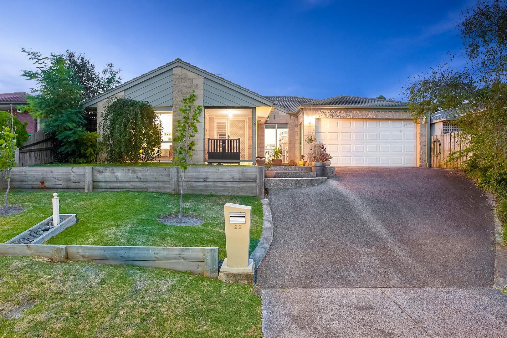 22 Forsyth Court, Cranbourne North VIC 3977, Image 1