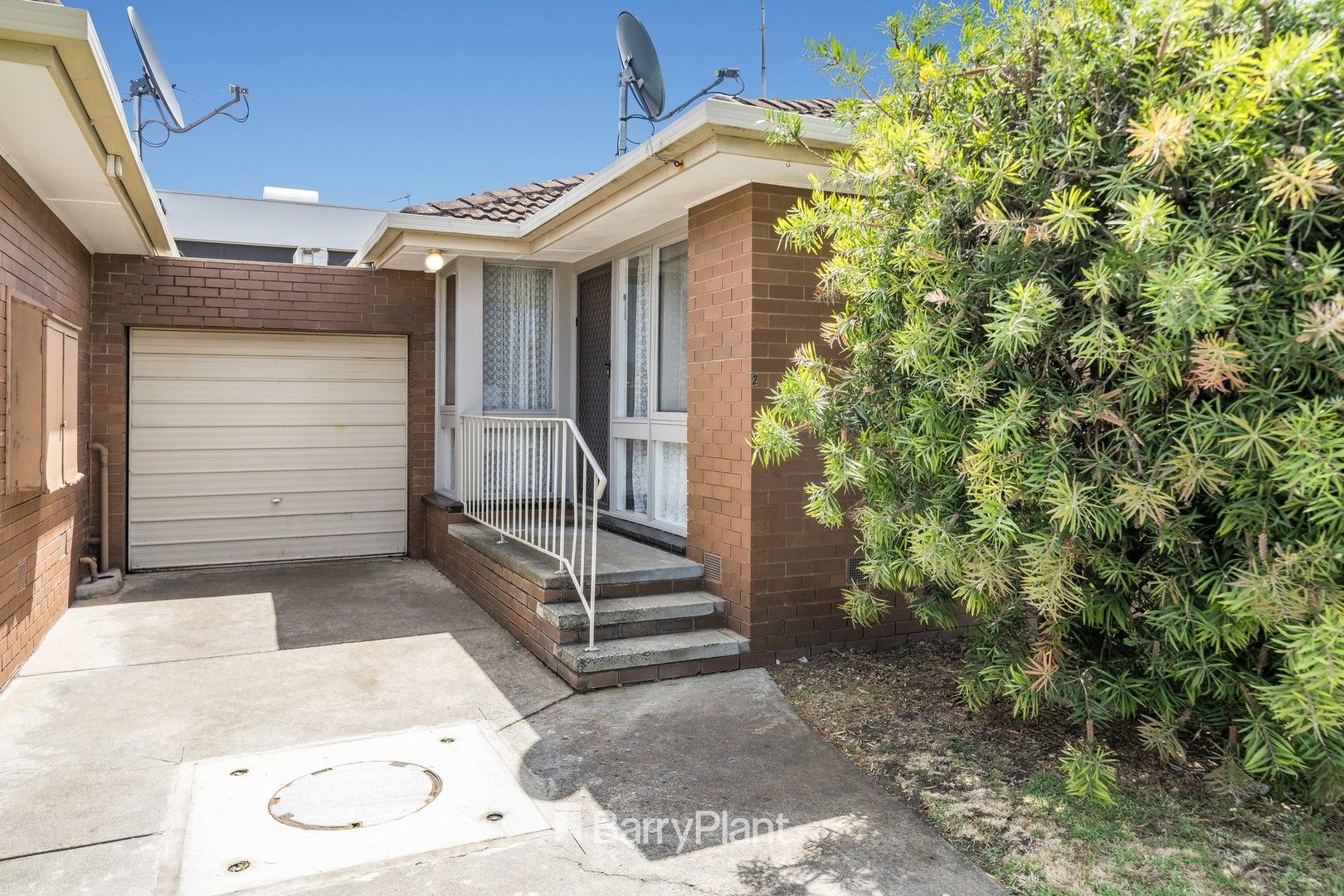 2 bedrooms Apartment / Unit / Flat in 2/8-10 Ballater Avenue NEWTOWN VIC, 3220
