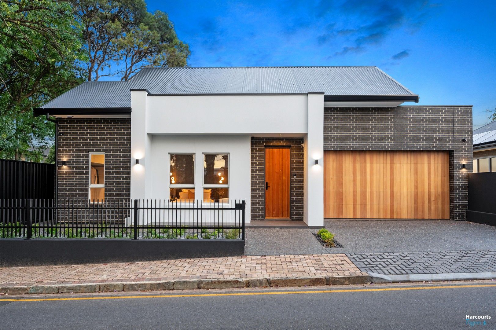 4 bedrooms House in 4 Clapton Road MARRYATVILLE SA, 5068