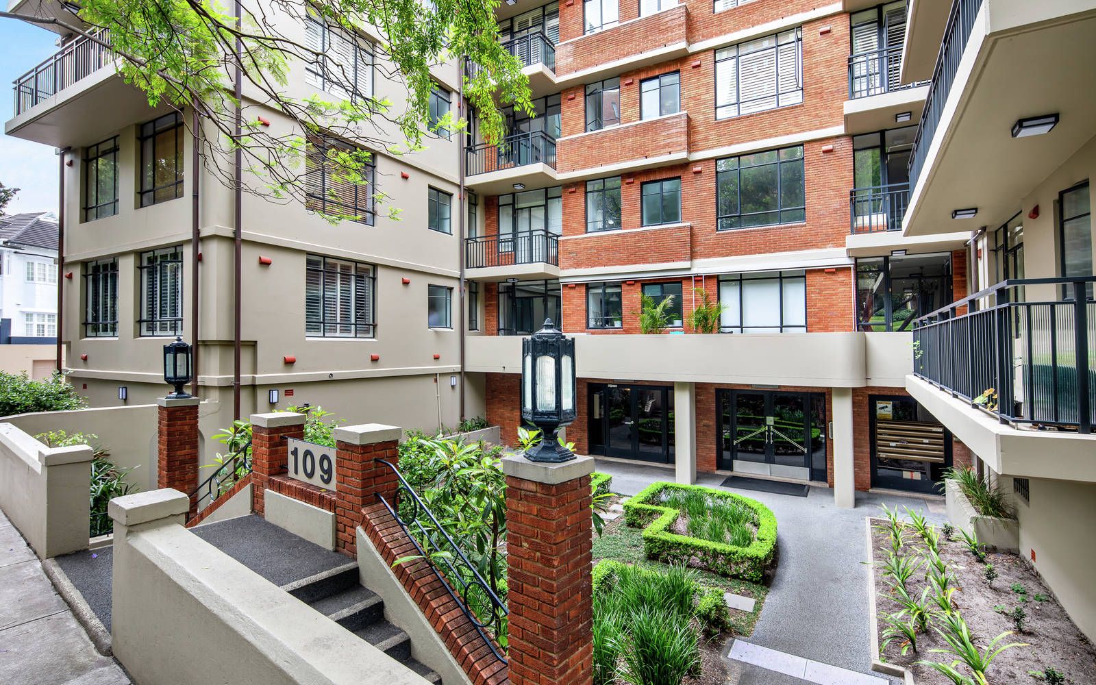 206/109 Darling Point Road, Darling Point NSW 2027 - Apartment For Rent ...