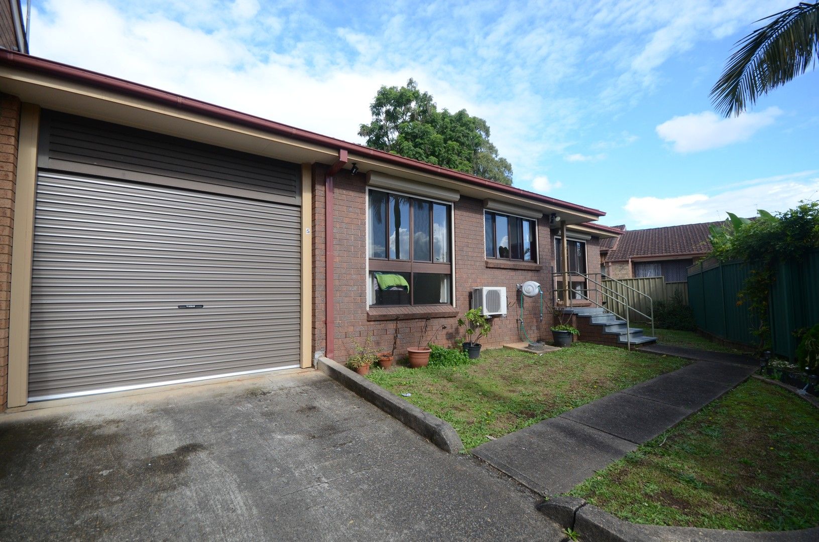 3 bedrooms Villa in 5/19-23 Bogalara Road WENTWORTHVILLE NSW, 2145