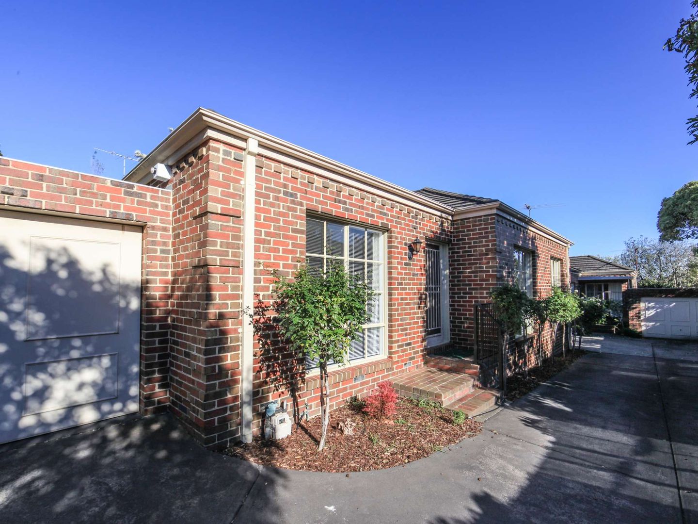 2/247 Highfield Road, Camberwell Property History & Address Research