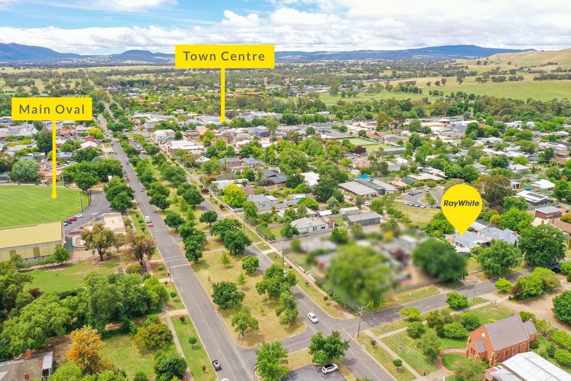 Picture of 55 Hunter Street, MANSFIELD VIC 3722