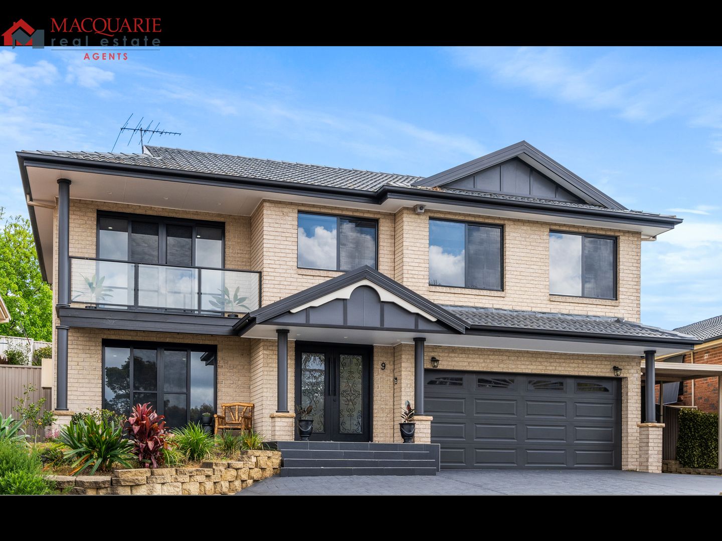 9 Curac Place, Casula NSW 2170