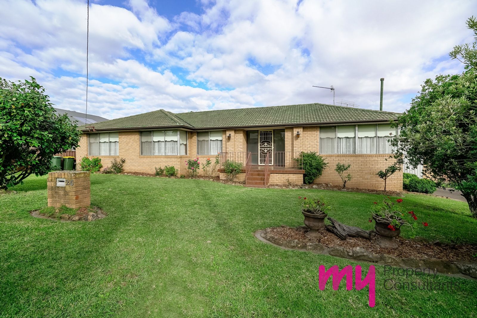 26-28 Vanderville Street, The Oaks NSW 2570, Image 2