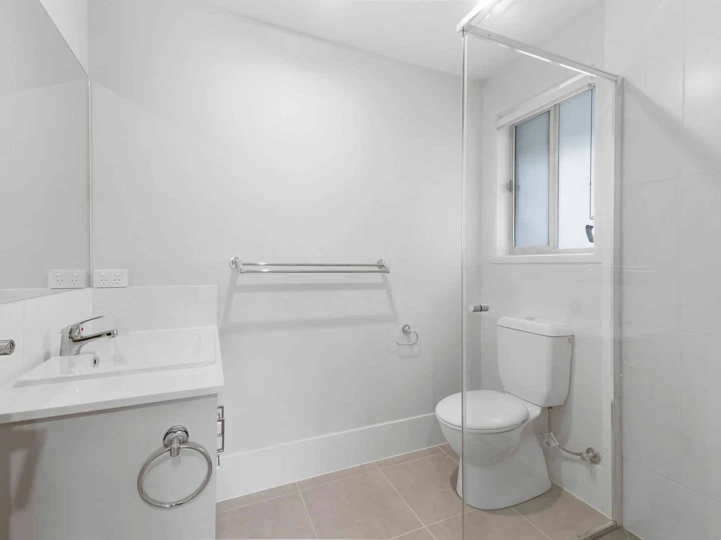 Additional image 9 of 1/12B Canopus Ct, Kingston QLD 4114