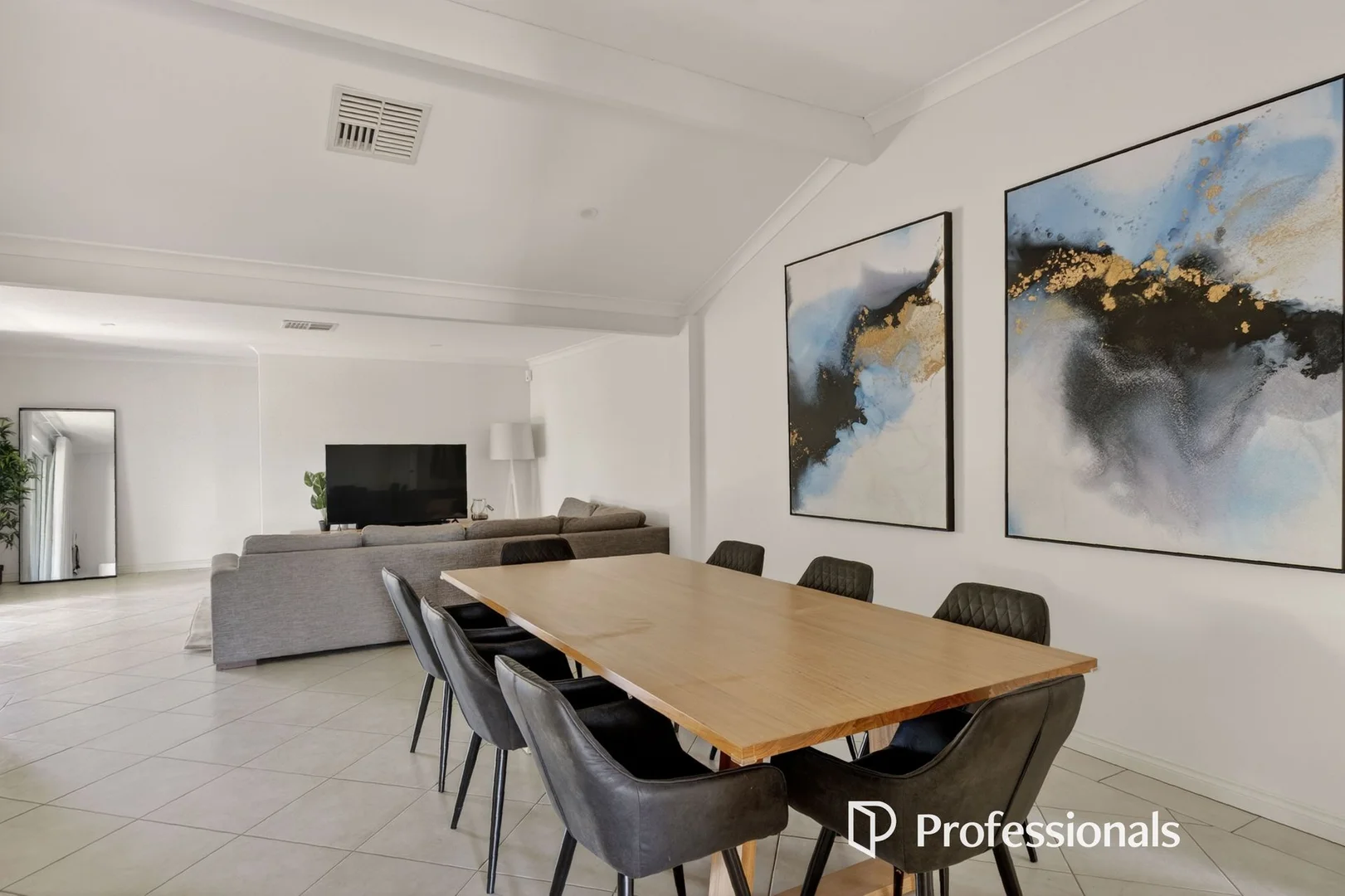 Additional image 15 of 70 Palmer Crescent, High Wycombe WA 6057