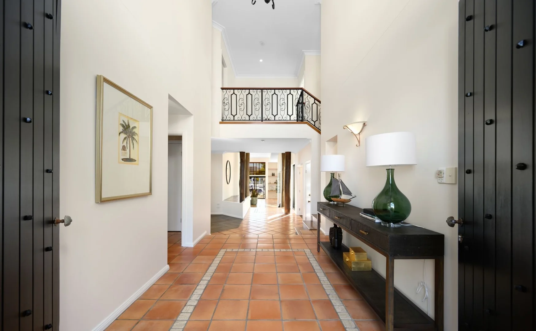 Additional image 20 of 9 Queen Guineveres Place, Paradise Point QLD 4216