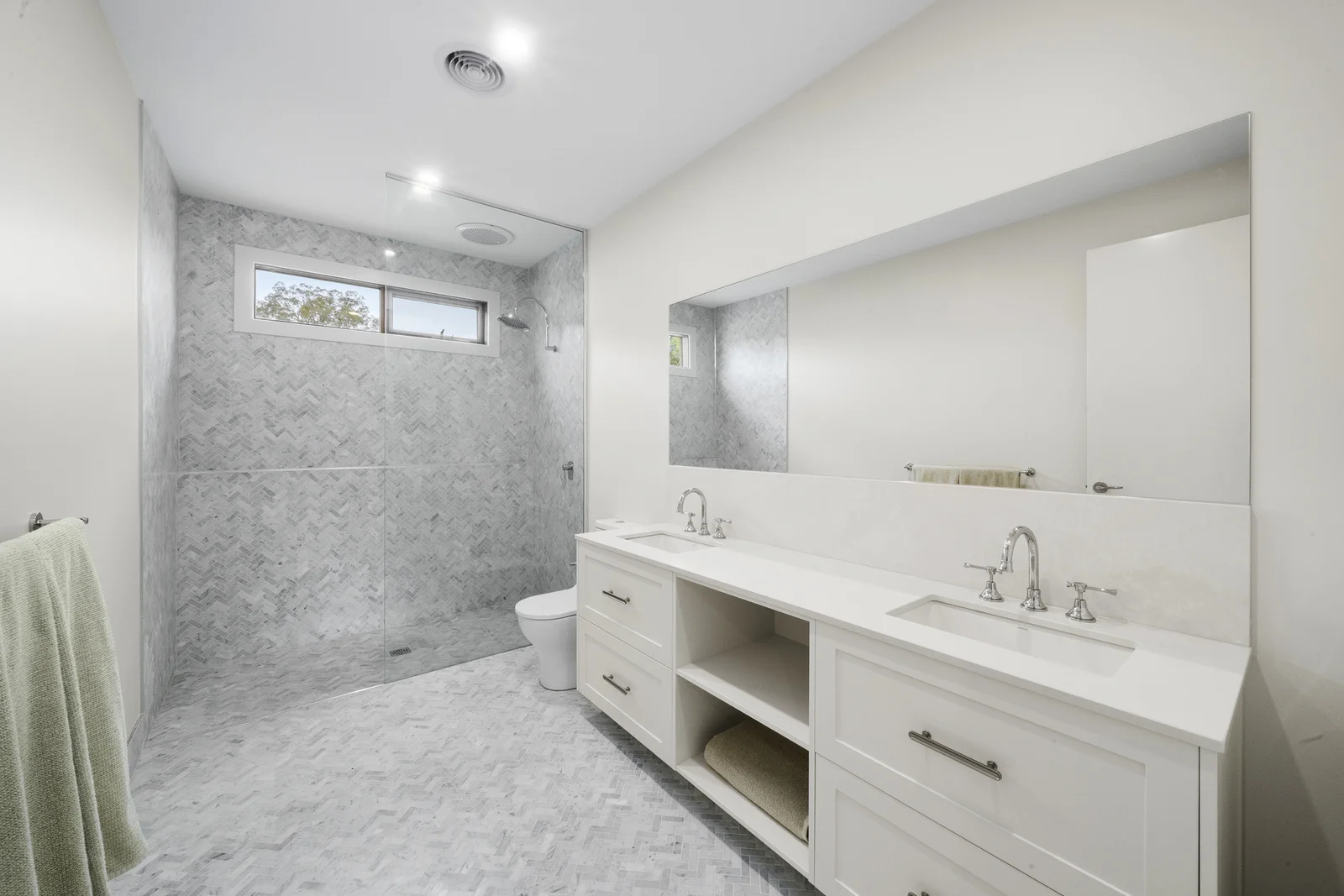 76 Kiernans Road, Bonnie Doon VIC 3720 - House for Sale | Domain