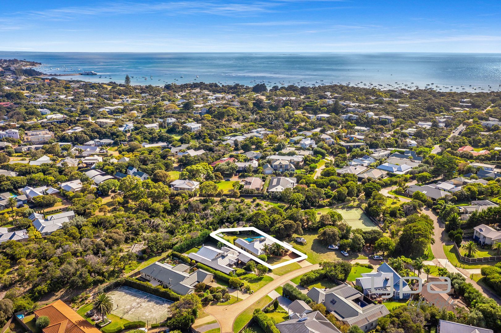 10 Loch Fyne Court, Sorrento VIC 3943, Image 2