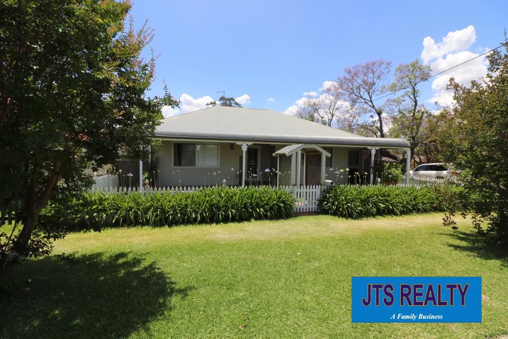 4 bedrooms House in 22 Cook Street MUSWELLBROOK NSW, 2333