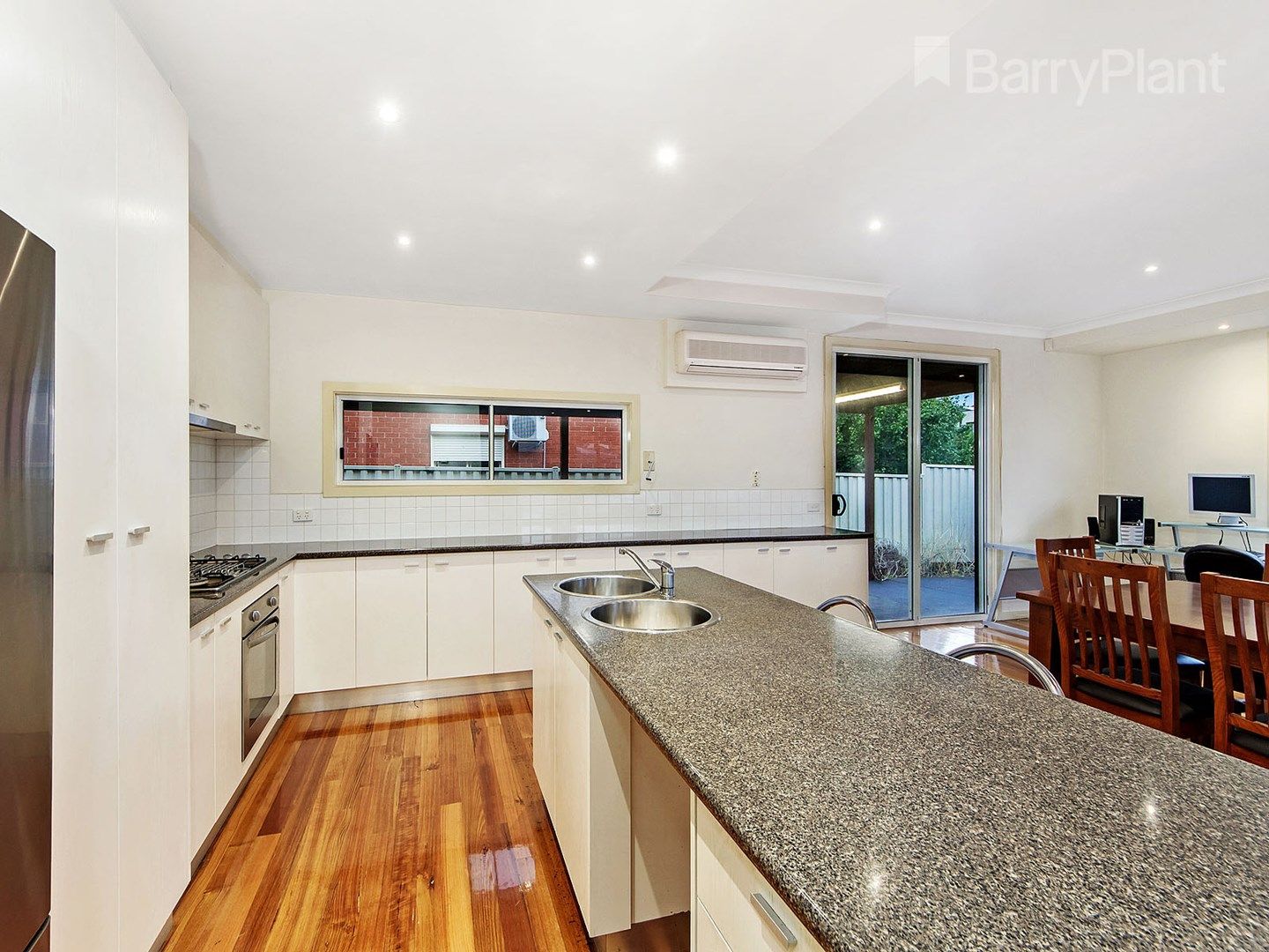 8 Farmington Road, Cairnlea VIC 3023, Image 0