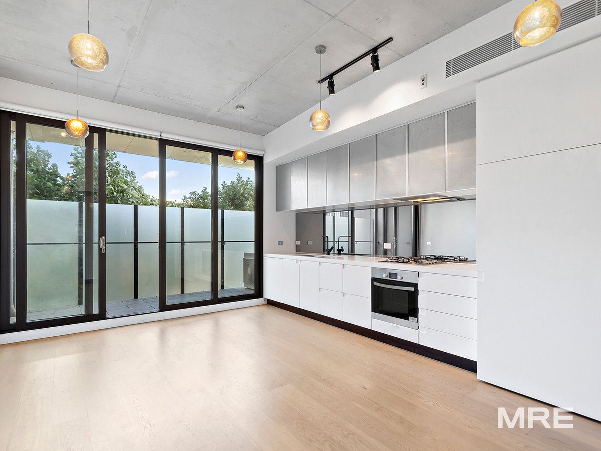 2 bedrooms Apartment / Unit / Flat in 204/59 Porter Street PRAHRAN VIC, 3181