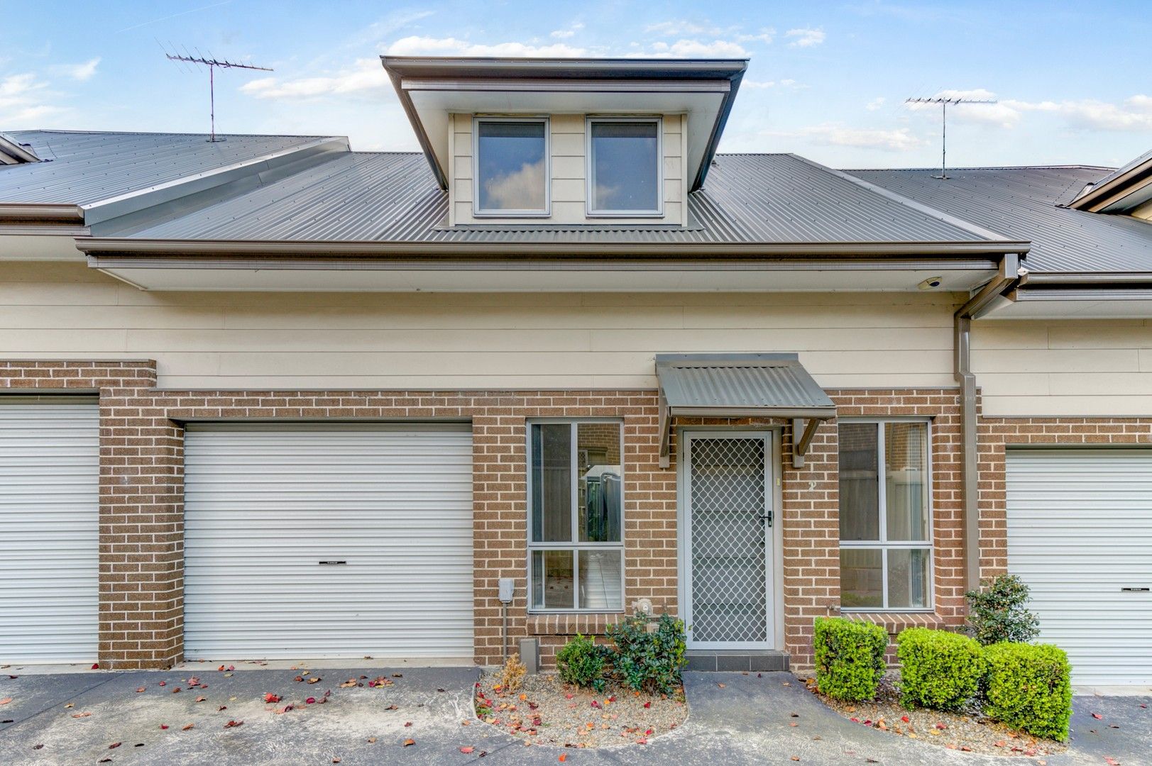 3 bedrooms Townhouse in 2/3 Australia Street ST MARYS NSW, 2760