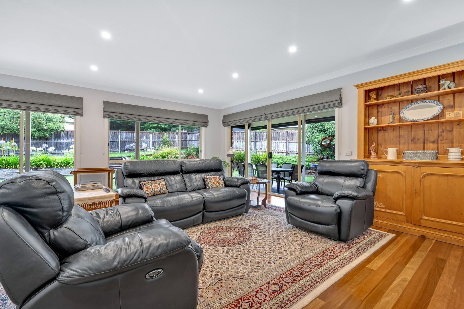 42 Fullwood Dr, Sunbury VIC 3429, Image 2