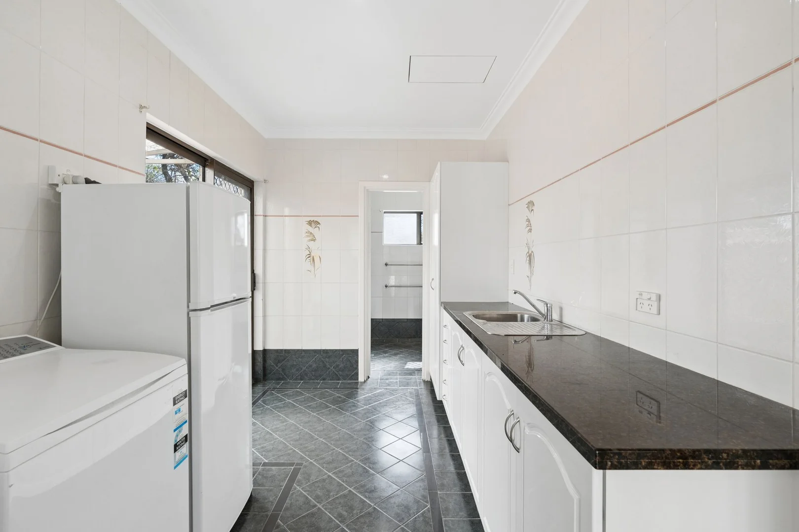 Additional image 13 of 15 Glenbrook Road, Thornlie WA 6108