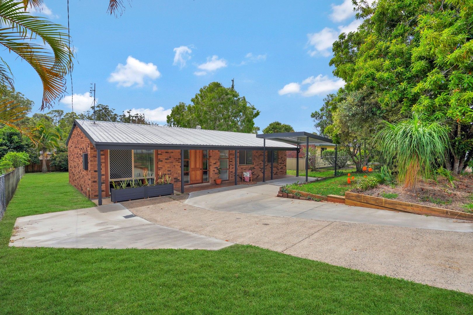 4 bedrooms House in 35 Greber Road BEERWAH QLD, 4519