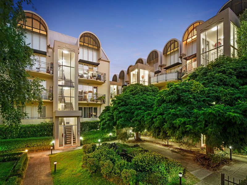 2 bedrooms Apartment / Unit / Flat in 5/108 Greville Street PRAHRAN VIC, 3181