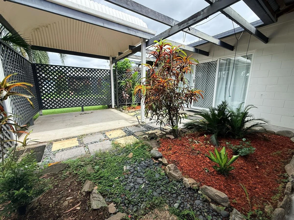 Additional image 2 of 9/389-397 McCoombe Street, Mooroobool QLD 4870