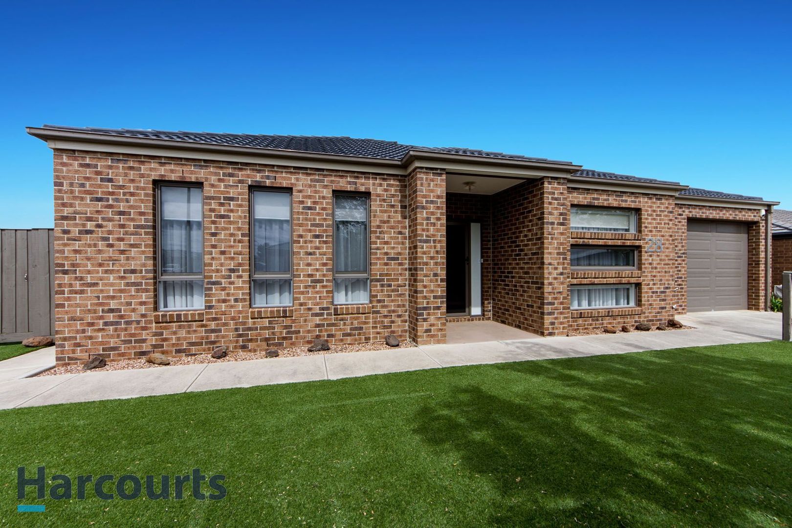 3 bedrooms House in 28 Stringybark Avenue BROOKFIELD VIC, 3338