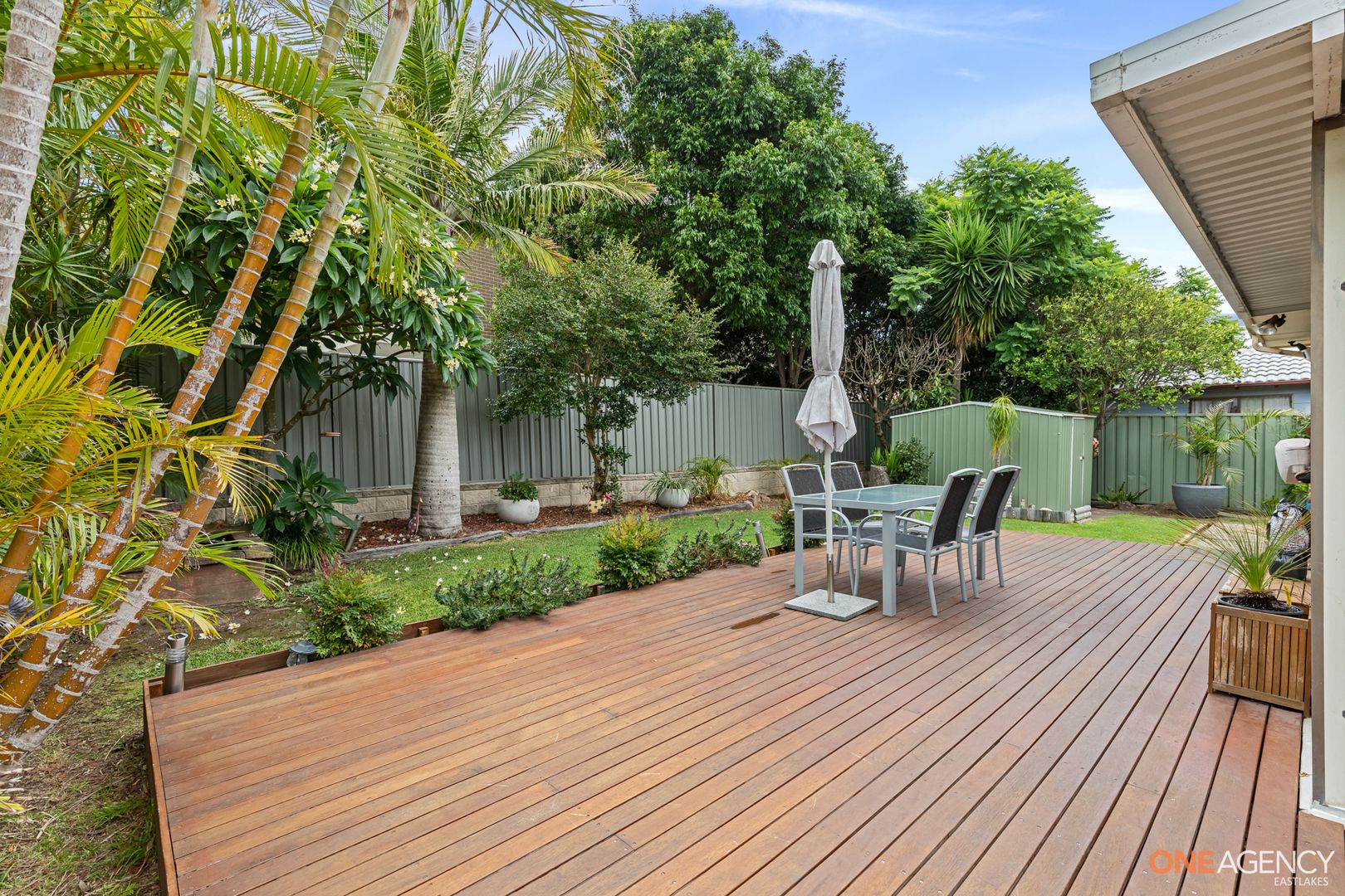 15 Macquarie Grove, Caves Beach NSW 2281, Image 2