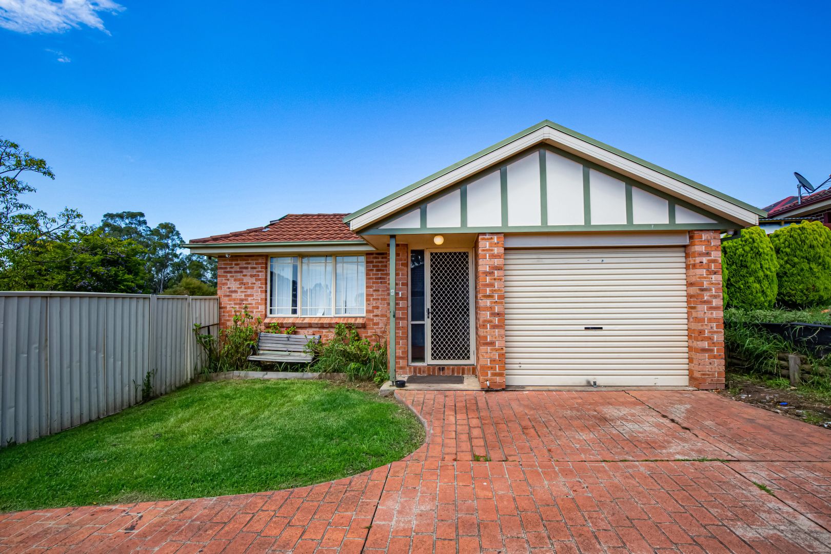 4 Rosea Place, Glenmore Park NSW 2745